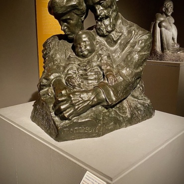 Katunarić Family Sorrow - Ivan Meštrović, 1906.